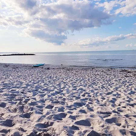 Appartement, Διαμέρισμα *